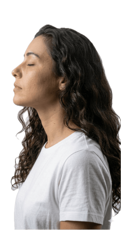 Pessoa usando a plataforma Aura Med de saúde